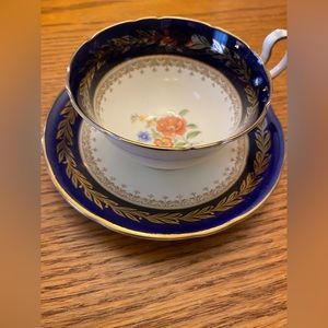 Anysley teacup and saucer